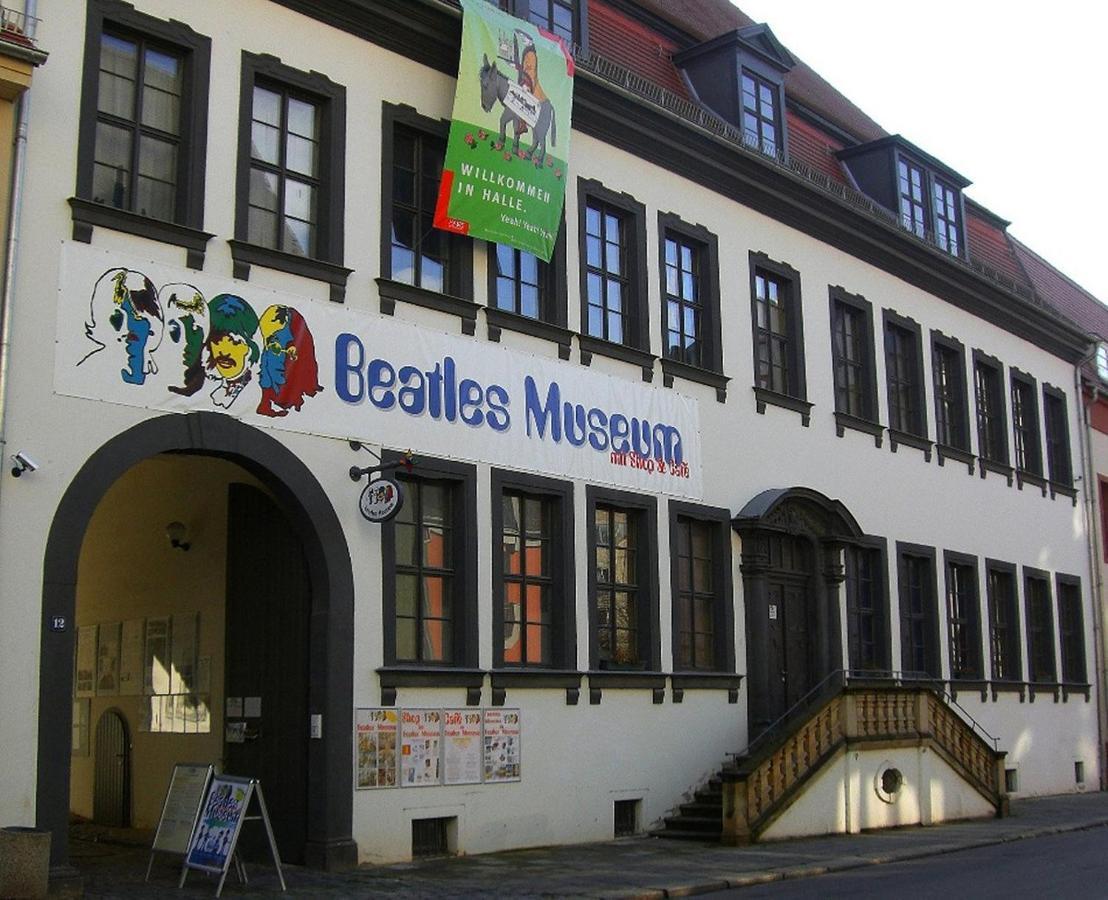 Halle, Top -Preise, 79 Qm Sd Fewo, Eg, Wahlweise Mit 1- 3 Dz, Tv Lounge, Kueche, Bad Wc Einfach Und Gut, Langzeitmieter Vb Preise Halle  Luaran gambar